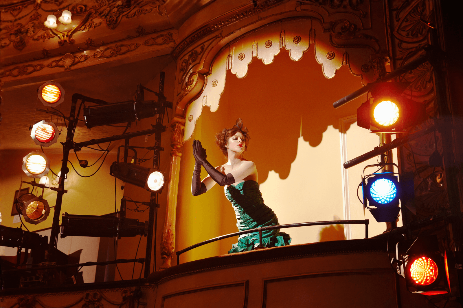 9 features your theatre needs - actor on stage